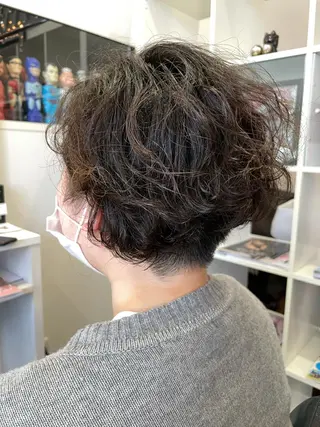 ショート パーマ SHINYA シンヤヘアーズのヘアスタイル