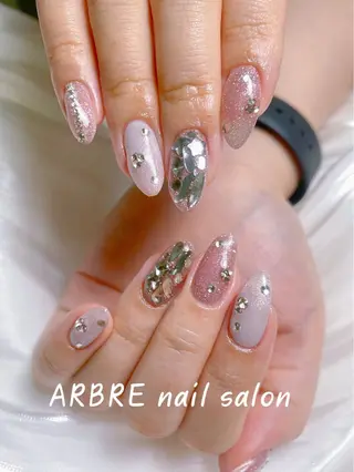 ネイル ARBRE nailsalonのネイルデザイン