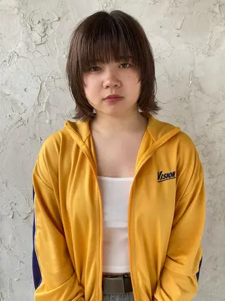 ミディアム ボブ/レイヤー/ ショートcovo代表のヘアスタイル