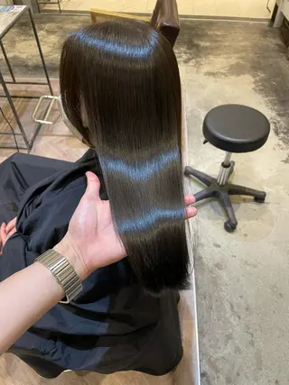 セミロング 髪質改善、縮毛矯正 酸性縮毛矯正のヘアスタイル