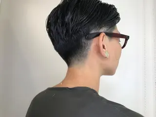 ショート 寺山 佳貴のヘアスタイル