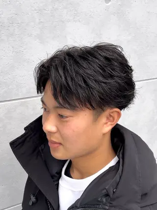 ショート パーマ ヘアアレンジ メンズ 飛田 楓信のヘアスタイル