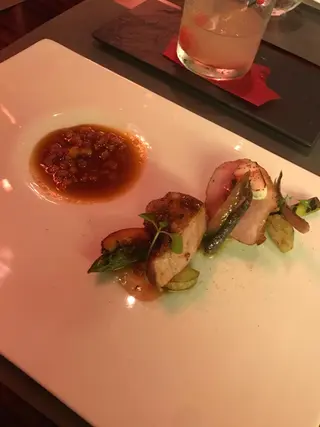 ミディアム カラー パーマ ヘアアレンジ メンズ キッズ ネイル マツエク・マツパ アイブロウ アニメ,Vオタク× 即効痩せエステサロンのエステ・リラクイメージ