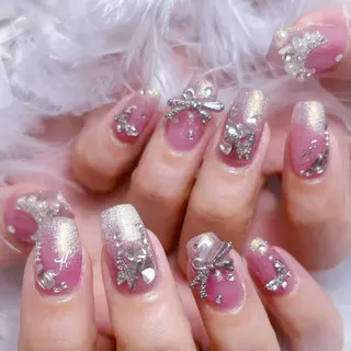 ネイル Mio ⛱のネイルデザイン