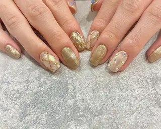 ネイル 安藤 彩乃のネイルデザイン