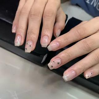 ネイル mofie🤍ユミ/ 恵比寿/パラジェルのネイルデザイン