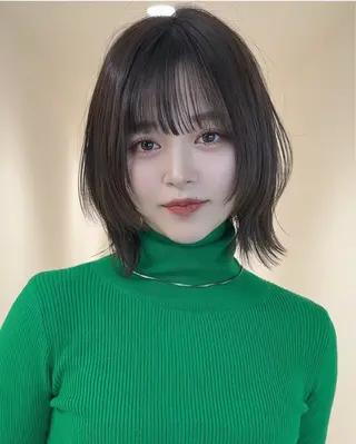 ショート 今だけ‼️30％オフ カット&艶カラー足立のヘアスタイル