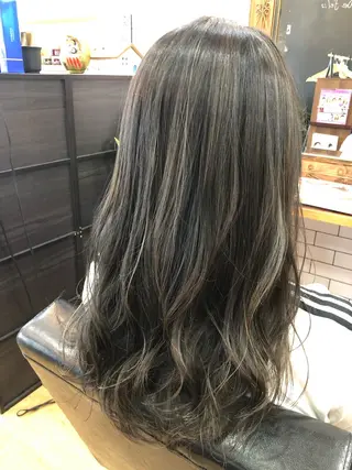 ロング THREE所属・THREE 関根大のヘアスタイル