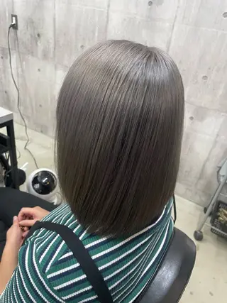 ミディアム カラー LUXBE LUCE 那覇小禄イオン店所属・LUXBE LUCE ひなののヘアスタイル