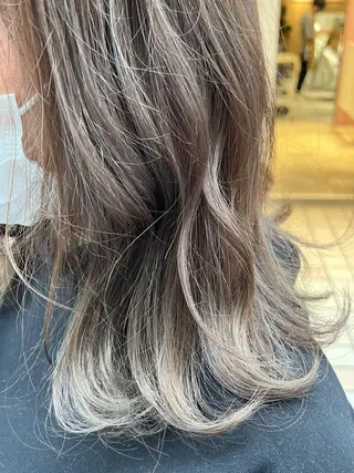 ミディアム カラー LA KING GINZA TOKYO所属・🧡ショートの達人 🧡SHOのヘアスタイル