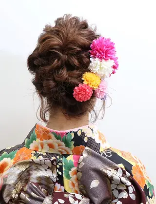 セミロング ヘアアレンジ LOST CITY 横浜所属・🪐脱白髪染め 🪐松尾菜々美のヘアスタイル