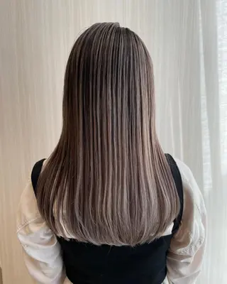 ロング カラー ルシードスタイル REVEのヘアスタイル