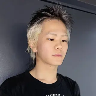 ショート カラー メンズ ★デザインカラー ハイトーン ももか★のヘアスタイル