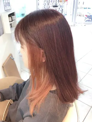 セミロング カラー 保住 亮太のヘアスタイル