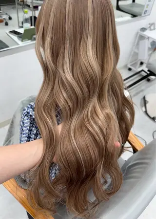 ロング hair&beauty the B所属・尾崎 虹美のヘアスタイル