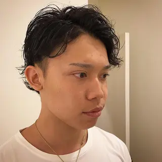 ショート カラー パーマ メンズ 平内 賢人のヘアスタイル