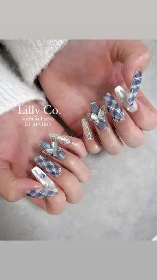 ネイル Lilly Co.のネイルデザイン