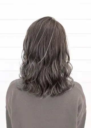 セミロング カラー 🌈艶カラー× メンズパーマ永埜🌈のヘアスタイル