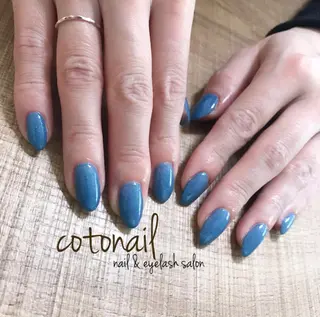 ミディアム ネイル ツメトマツゲ .のネイルデザイン