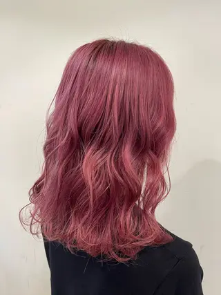 ミディアム 高階 深雪のヘアスタイル