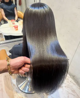 ロング 透明感カラー shuheiのヘアスタイル