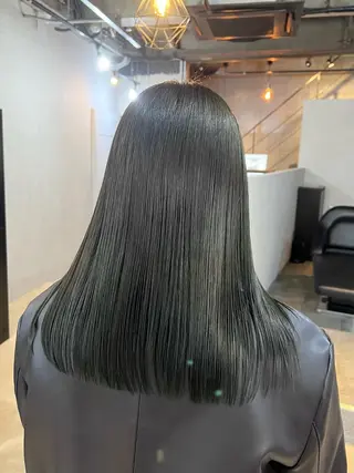 セミロング 店長/レイヤーカット /大東悠生のヘアスタイル