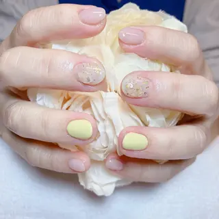 ネイル 綱島 佳恵のネイルデザイン