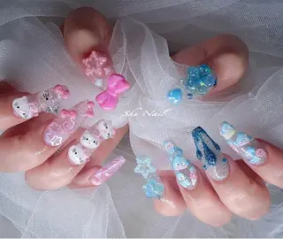 ネイル She   Nail所属・ISA_ BELLAのネイルデザイン