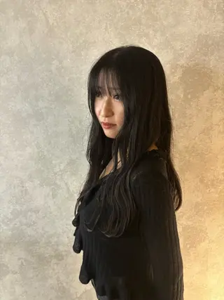 ミディアム 林　蓮／レイヤー /透明感カラーのヘアスタイル