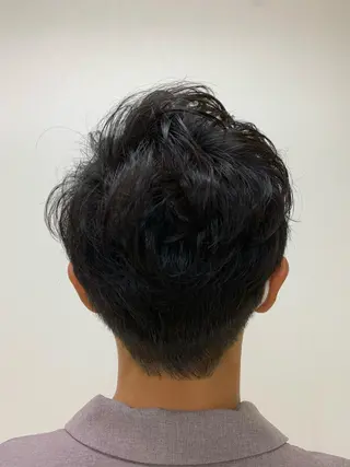 パーマ メンズ 遊佐 瑞紀のヘアスタイル