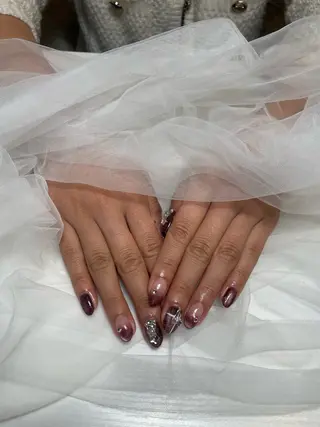 ネイル rendezvous（ランデブー)所属・豊田 真彩のネイルデザイン