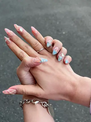 ネイル Hikari 🌺のネイルデザイン