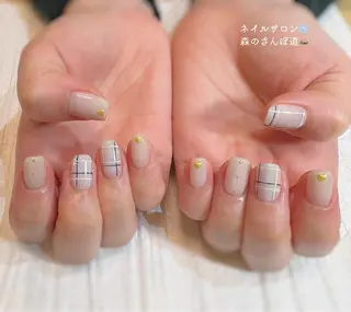 ネイル 森のさんぽ道所属・ショートネイル 森のさんぽ道のネイルデザイン