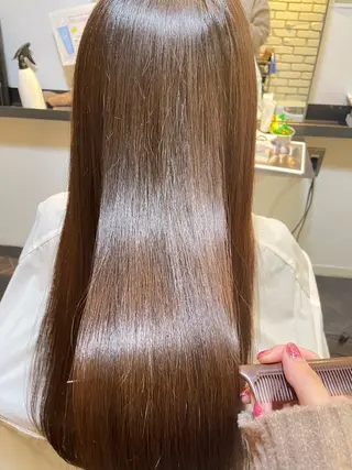 ロング youres  hair  髪質改善トリートメント&ヘッドスパ新宿三丁目店所属・髪質改善 芝井千晶のヘアスタイル