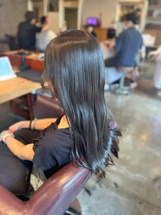 ロング カラー 髪質改善カラー ベージュ🤎YUMEのヘアスタイル