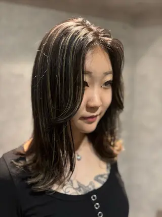 セミロング カラー ヘアアレンジ Aloa横浜所属・トップスタイリスト Shoyaのヘアスタイル