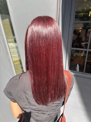 カラー ROCCOeast AKARIのヘアスタイル