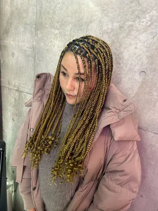 ロング ヘアアレンジ HARURU🪮✨ ブレイズ海外ヘアのヘアスタイル