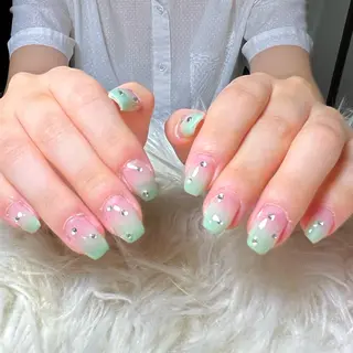 ネイル hohomi .のネイルデザイン