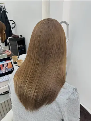 カラー ARMONY表参道店所属・赤み黄み消し／ ライムのヘアスタイル