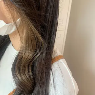 カラー 齊藤 来美のヘアスタイル