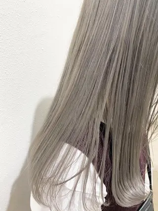 ロング ハイトーンカラー🍑 心斎橋のヘアスタイル