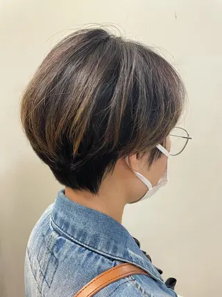 ショート カラー 中村 碧のヘアスタイル