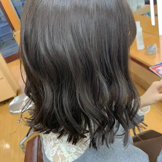 ミディアム 丸山 亜加理のヘアスタイル