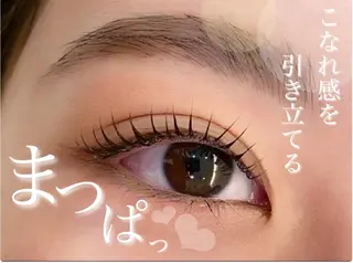 マツエク・マツパ 髪質改善／透明感 NAKAIEのヘアスタイル