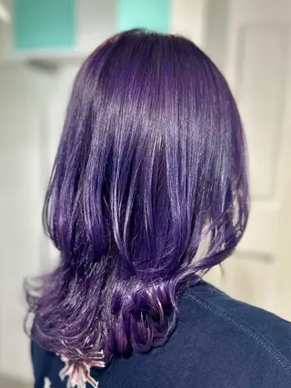 カラー 八馬 那由多のヘアスタイル