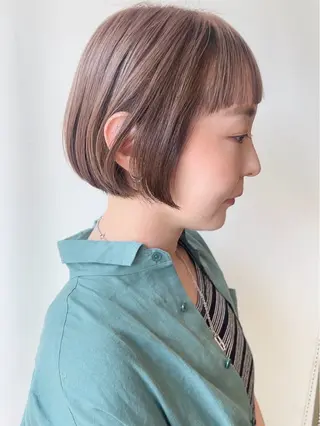 ショート morio from london所属・松岡彩華 ボブ /グレージュのヘアスタイル