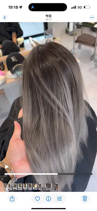 カラー ViVIE所属・VIVIE天神 ブリーチのヘアスタイル