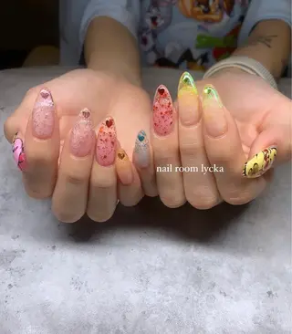 ネイル ﾈｲﾙﾙｰﾑﾘｯｶ 𝐦𝐚𝐲𝐮のネイルデザイン