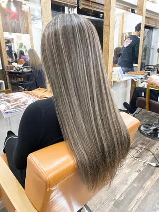 ロング カラー プチプラ&ハイクオ リティ✰Lilly✰のヘアスタイル